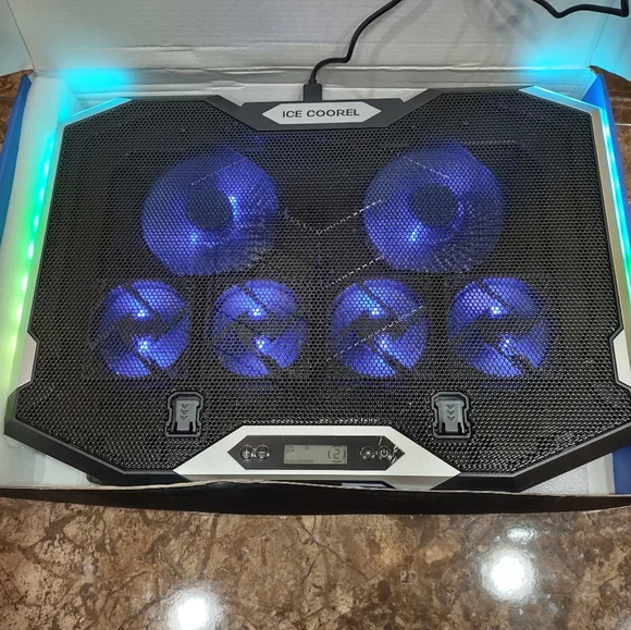 ICE COOREL RGB LAPTOP and PHONE STAND. - Picture 4 of 17